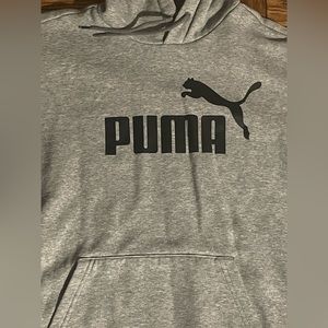 Gray PUMA sweatshirt